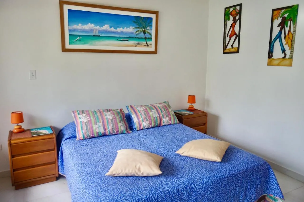 Cozy Cottage Posada Turistica San Andres  Colombia
