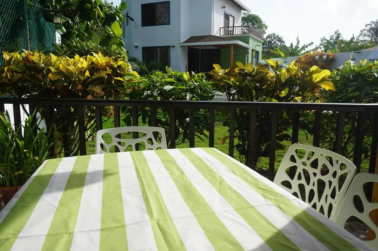 Cozy Cottage Posada Turistica San Andres  2*, San Andres (San Andres and Providencia Islands) Colombia